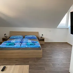 Penzion U Pejska A Kocicky Mariánské Lázně